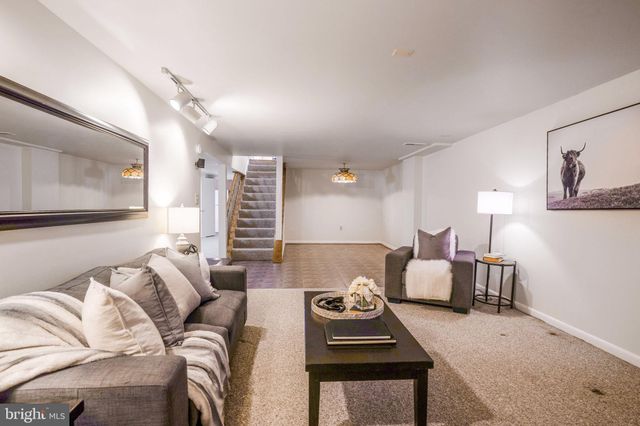 $850,000 | 2401 Childs Lane, Alexandria, VA 22308