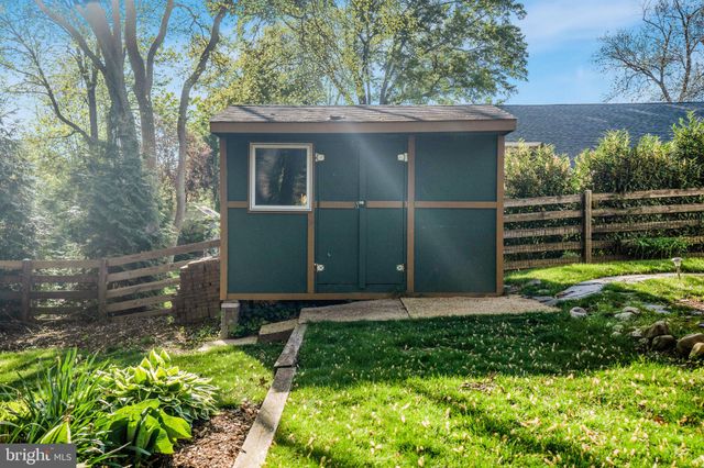 $850,000 | 2401 Childs Lane, Alexandria, VA 22308