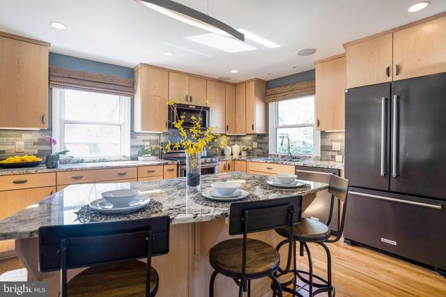 $850,000 | 2401 Childs Lane, Alexandria, VA 22308