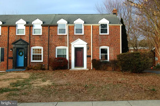 $299,900 | 309 Village Road, Wilmington, DE 19805