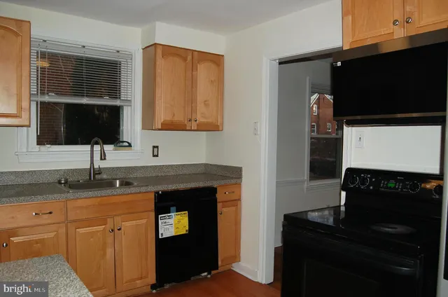 $299,900 | 309 Village Road, Wilmington, DE 19805