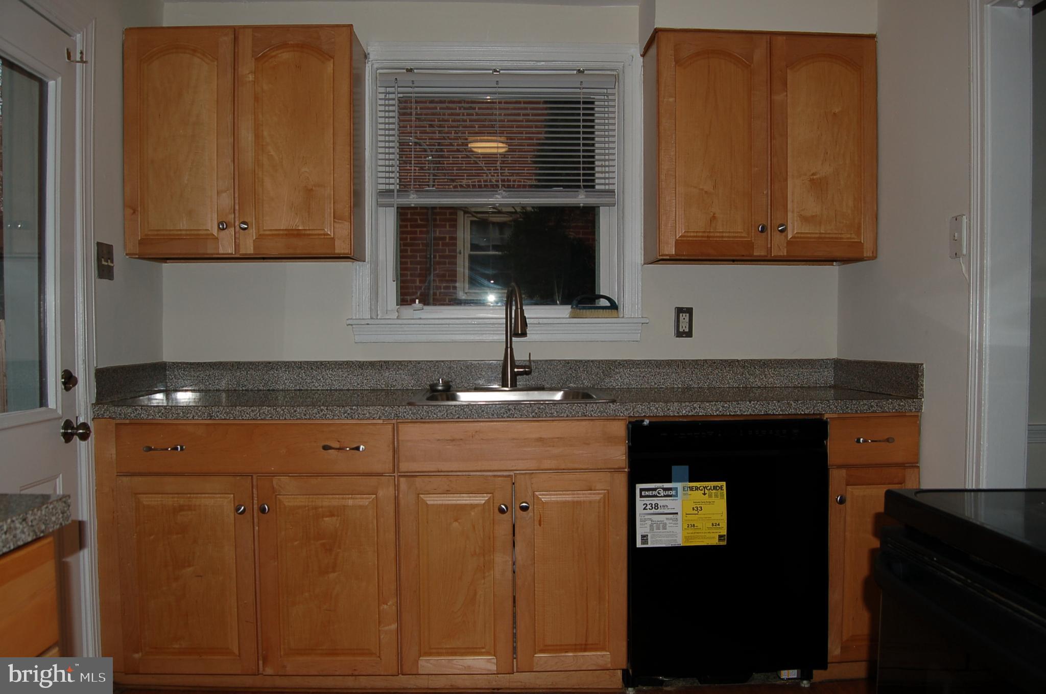 309 Village Road Wilmington, DE 19805 - Photo 8 of 16