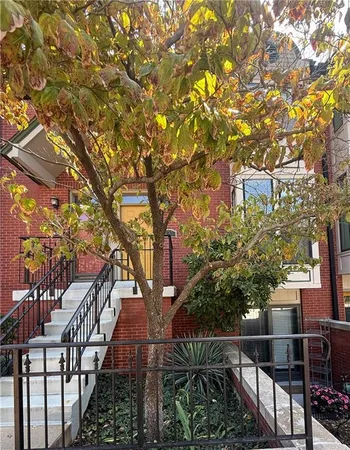 $295,000 | 431 West 10th Street, Kansas City, MO 64105