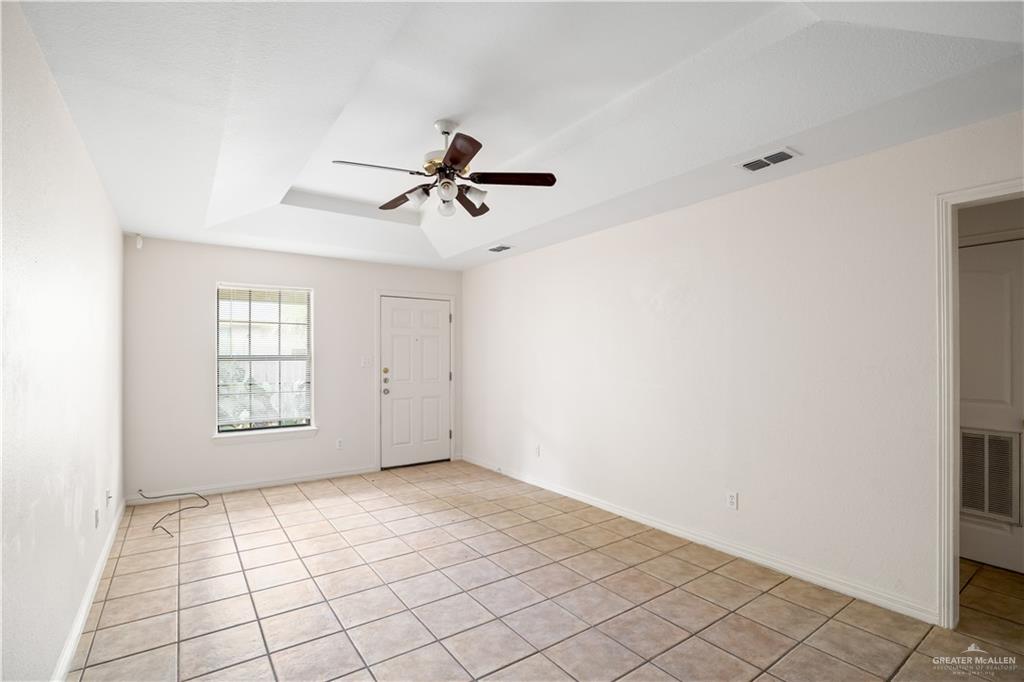 4006 Inspiration Road, Unit 3 Mission, TX 78573 - Photo 7 of 14