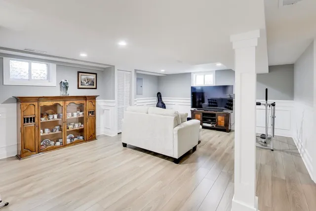 $600,000 | 8200 West Eastwood Avenue, Norridge, IL 60706