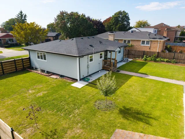 $600,000 | 8200 West Eastwood Avenue, Norridge, IL 60706