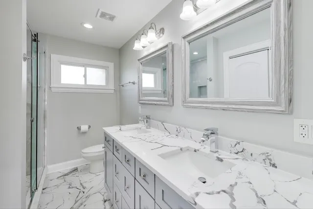 $600,000 | 8200 West Eastwood Avenue, Norridge, IL 60706