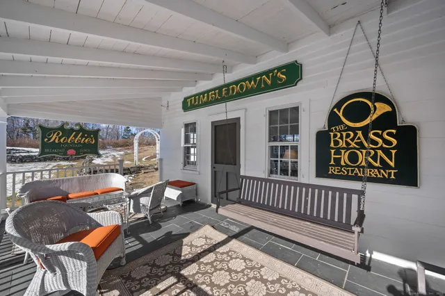 $849,900 | 45 Great Pasture Road, Redding, CT 06896