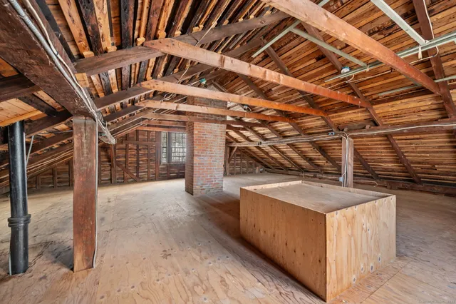 $849,900 | 45 Great Pasture Road, Redding, CT 06896