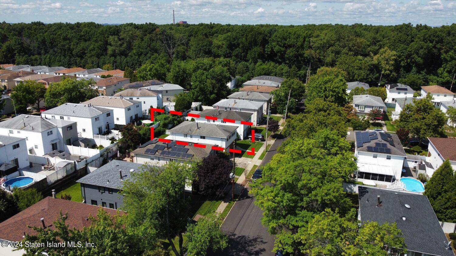 28 Gary Place Staten Island, NY 10314 - Photo 26 of 28 an aerial view of multiple house