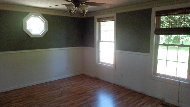 2010 Ridgecrest Circle Dickson, TN 37055 - Photo 3 of 7 Gallery Image 3