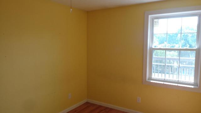 2010 Ridgecrest Circle Dickson, TN 37055 - Photo 5 of 7 Gallery Image 5