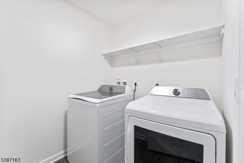 221 Myrtle Road Warren, NJ 07059 - Photo 35 of 37 a utility room with dryer and washer