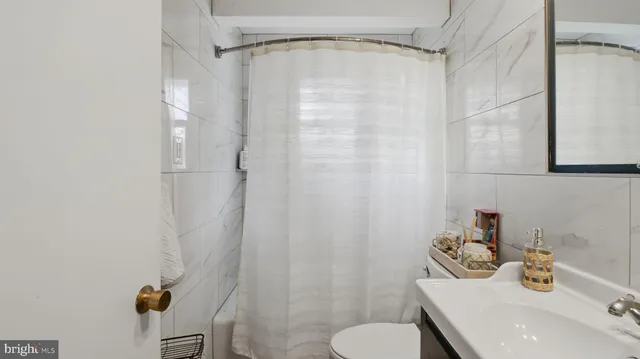 $470,000 | 115 West Seminary Avenue, Lutherville-Timonium, MD 21093