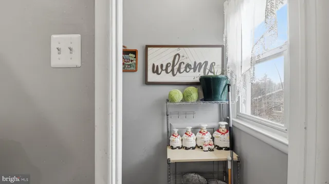 $470,000 | 115 West Seminary Avenue, Lutherville-Timonium, MD 21093