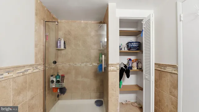 $470,000 | 115 West Seminary Avenue, Lutherville-Timonium, MD 21093