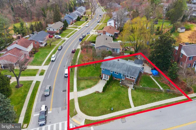 $470,000 | 115 West Seminary Avenue, Lutherville-Timonium, MD 21093