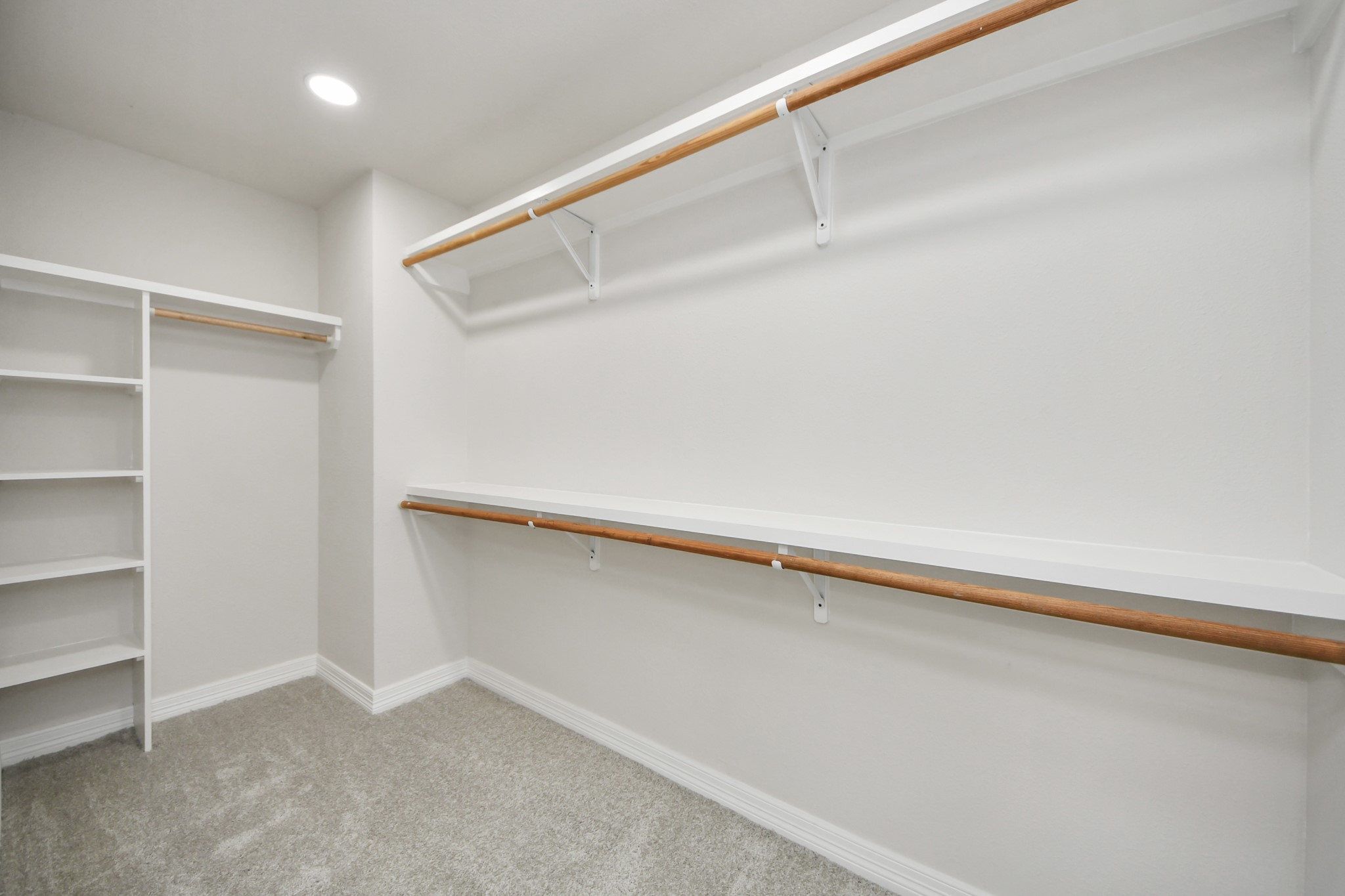 4311 Goldfinch Street Houston, TX 77035 - Photo 30 of 40 a close view of closet