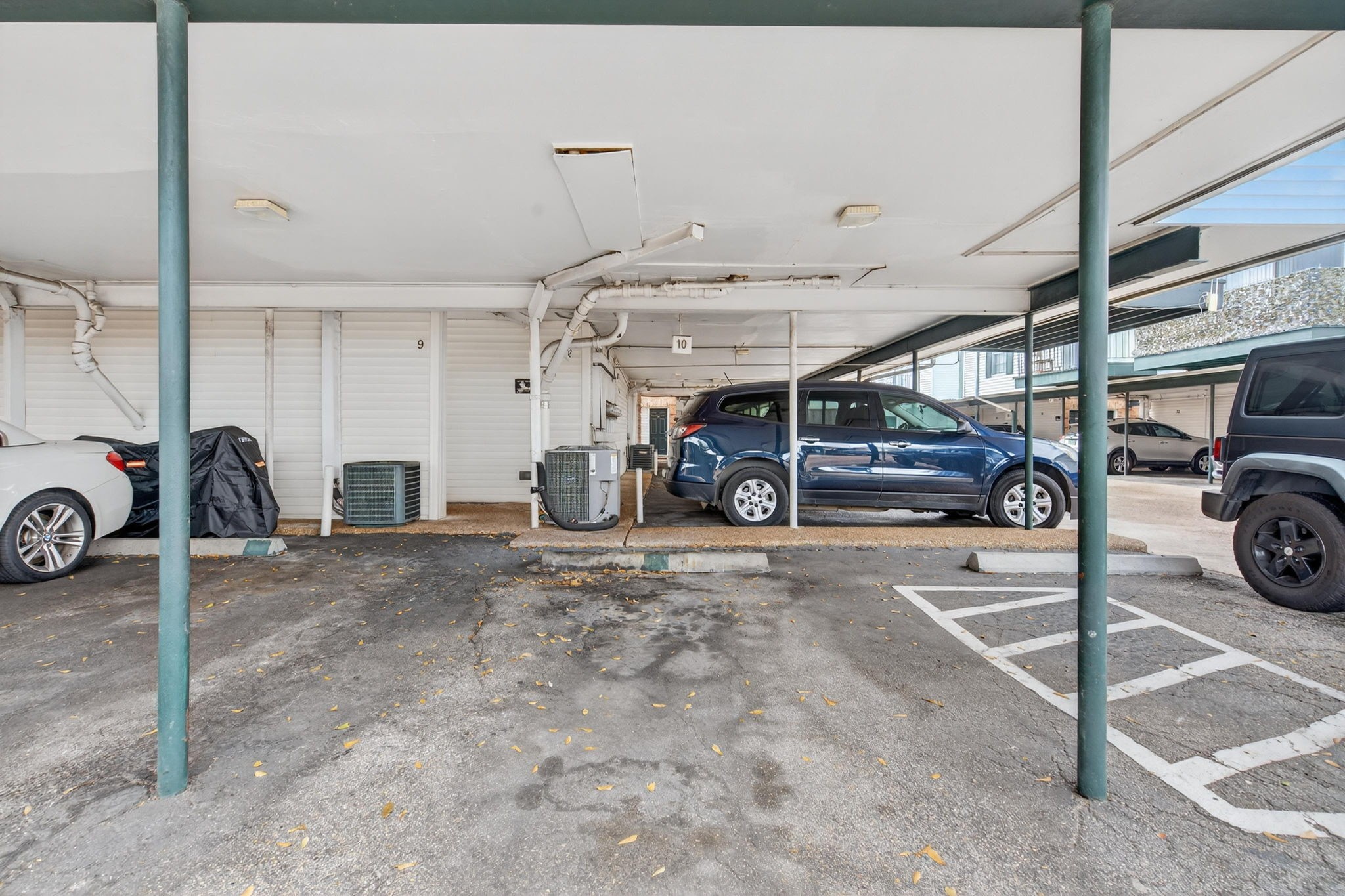 3400 Timmons Lane, Unit 10 Houston, TX 77027 - Photo 13 of 14