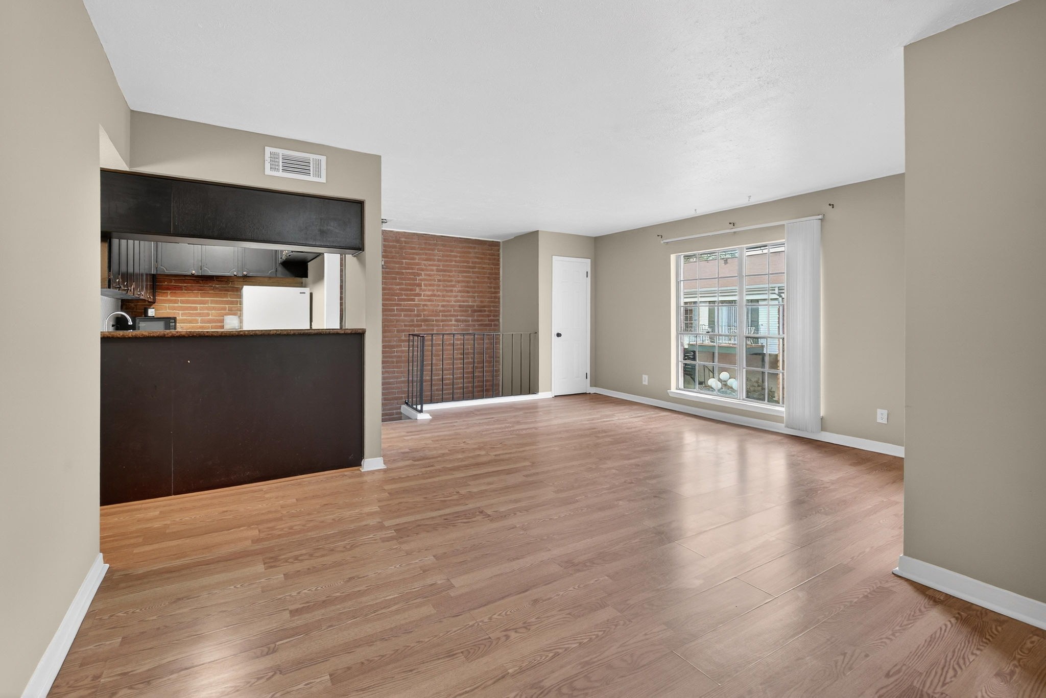 3400 Timmons Lane, Unit 10 Houston, TX 77027 - Photo 2 of 14