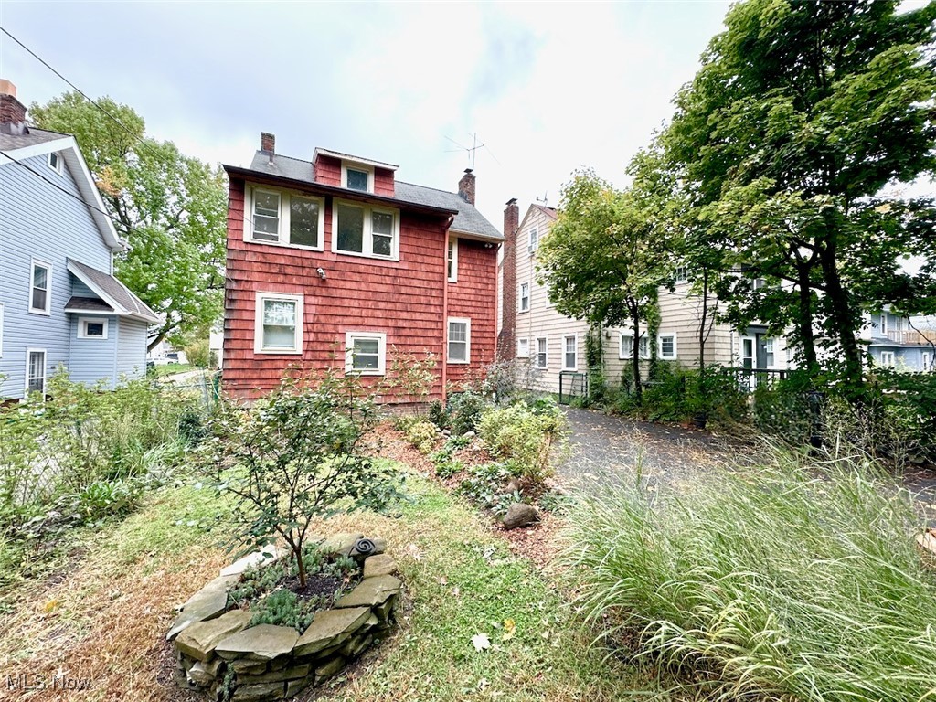 1011 Rushleigh Road Cleveland, OH 44121 - Photo 26 of 27 View of rear view of property