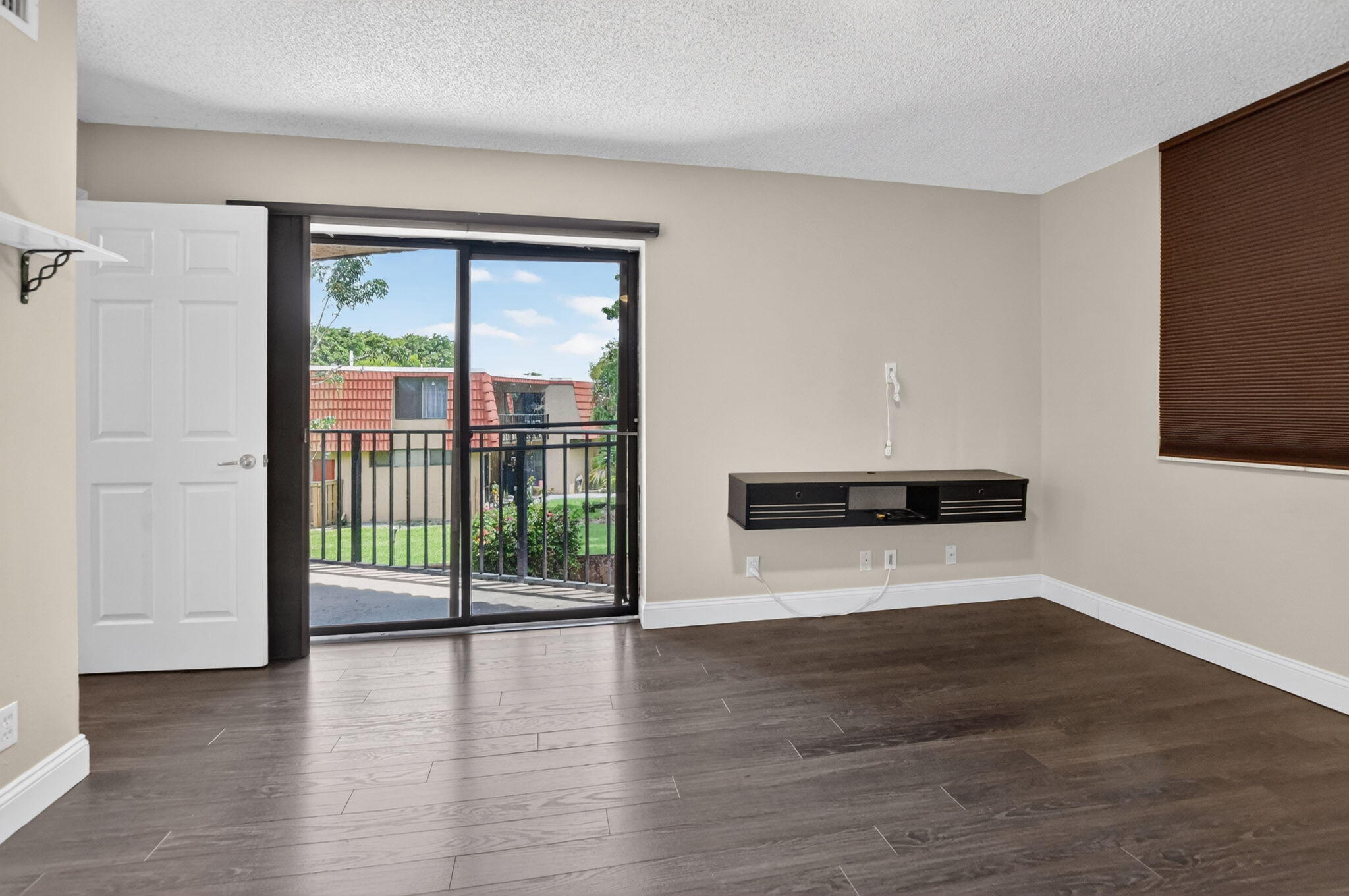 8099 Severn Drive, Unit D Boca Raton, FL 33433 - Photo 28 of 52 28-web-or-mls-DSC_5792