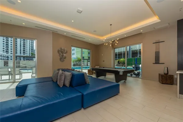 $6,600 | 1010 Southwest 2nd Avenue, Unit PH03, Miami, FL 33130