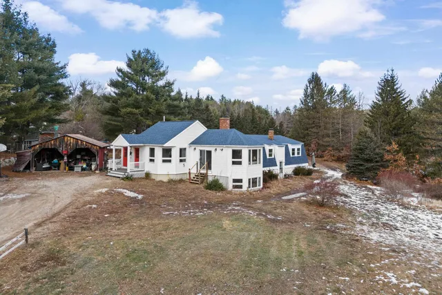$549,900 | 342 Lyndeborough Road, New Boston, NH 03070