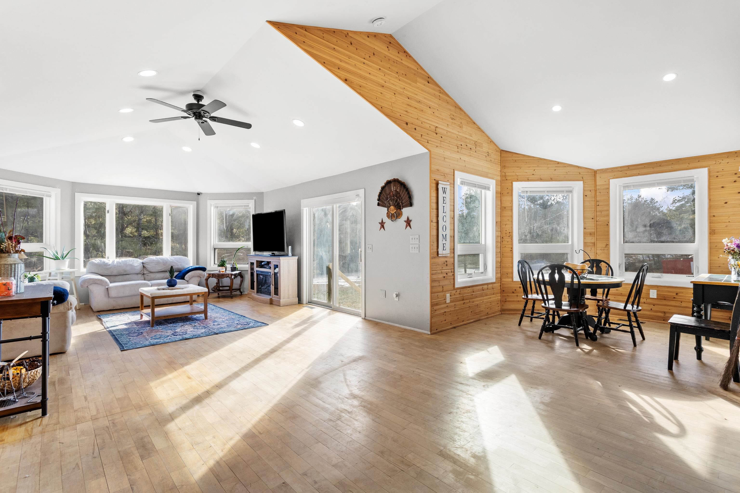 342 Lyndeborough Road New Boston, NH 03070 - Photo 16 of 60