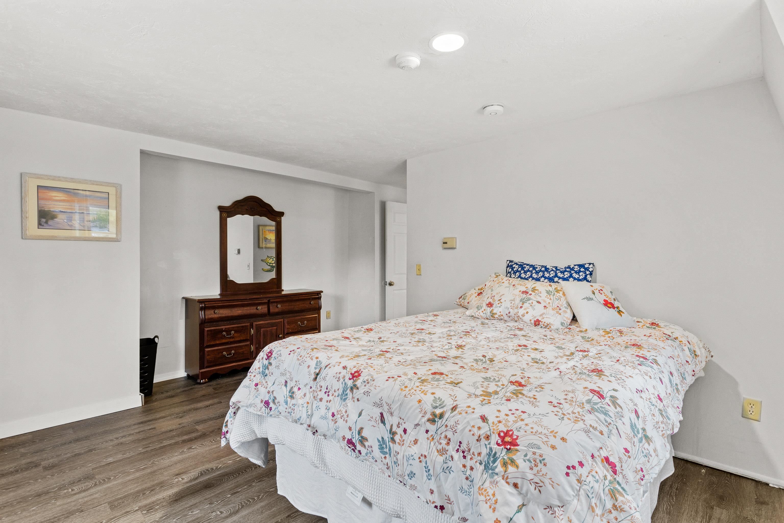 342 Lyndeborough Road New Boston, NH 03070 - Photo 28 of 60