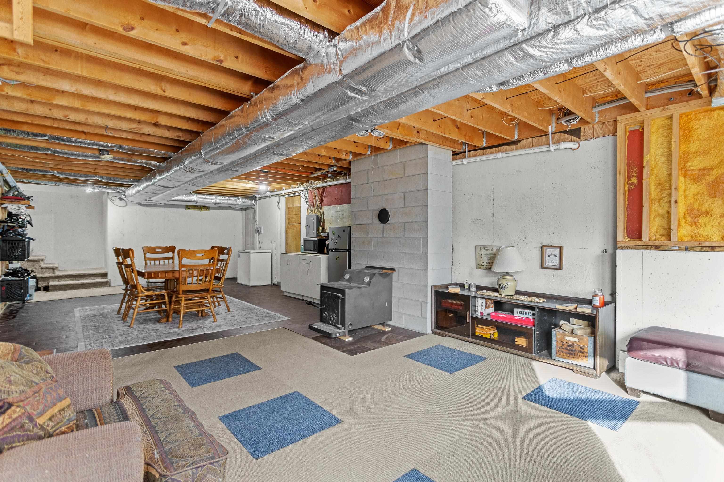 342 Lyndeborough Road New Boston, NH 03070 - Photo 51 of 60