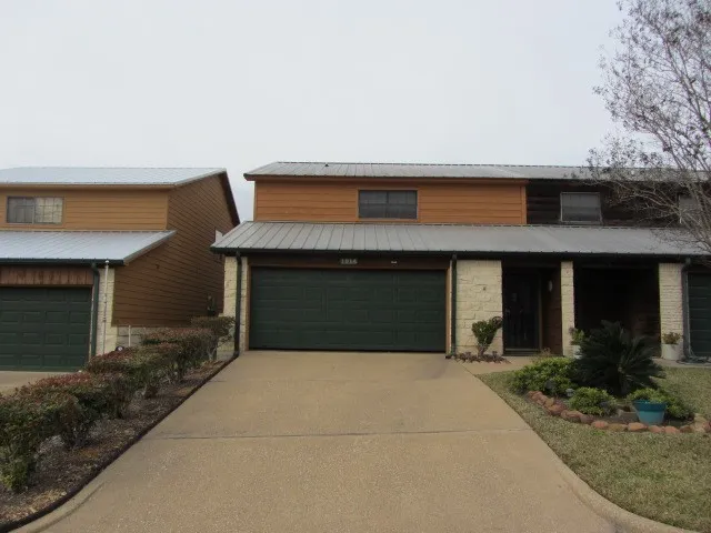 $230,000 | 1914 20th Street, Huntsville, TX 77340