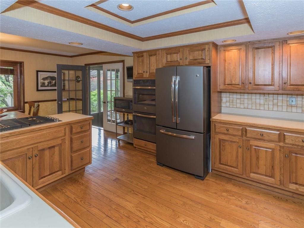9650 Decatur Drive Indianapolis, IN 46256 - Photo 11 of 42 Gallery Image 11