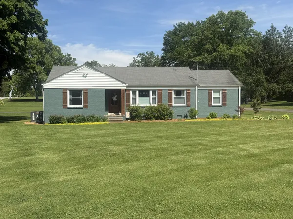$399,000 | 106 Carol Drive, Columbia, TN 38401