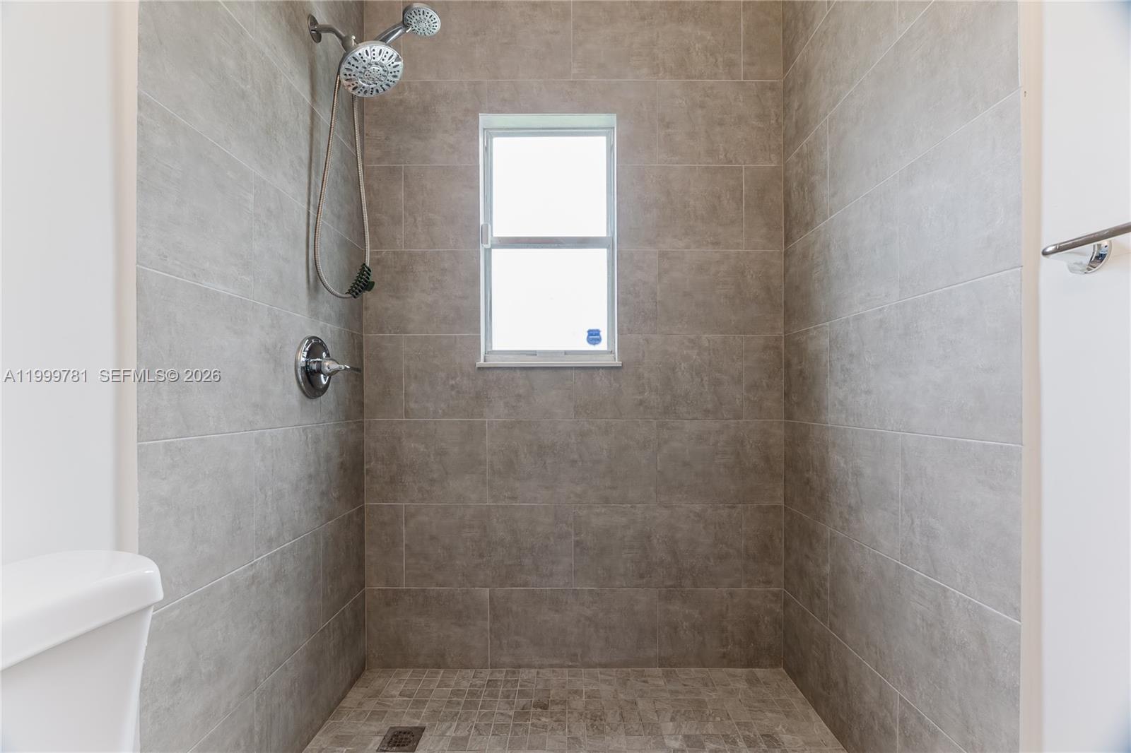 1447 Northwest 101st Street Miami, FL 33147 - Photo 24 of 47