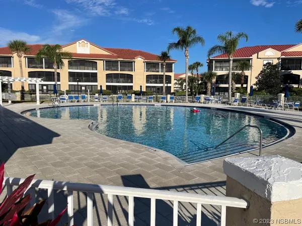 $2,000 | 403 Bouchelle Drive, Unit 109, New Smyrna Beach, FL 32169
