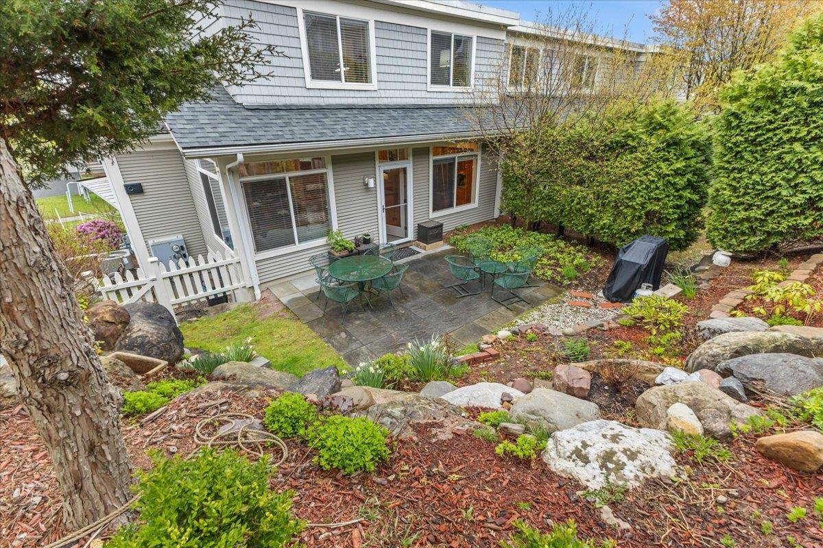 73 Park Road South Burlington, VT 05403 - Photo 43 of 53