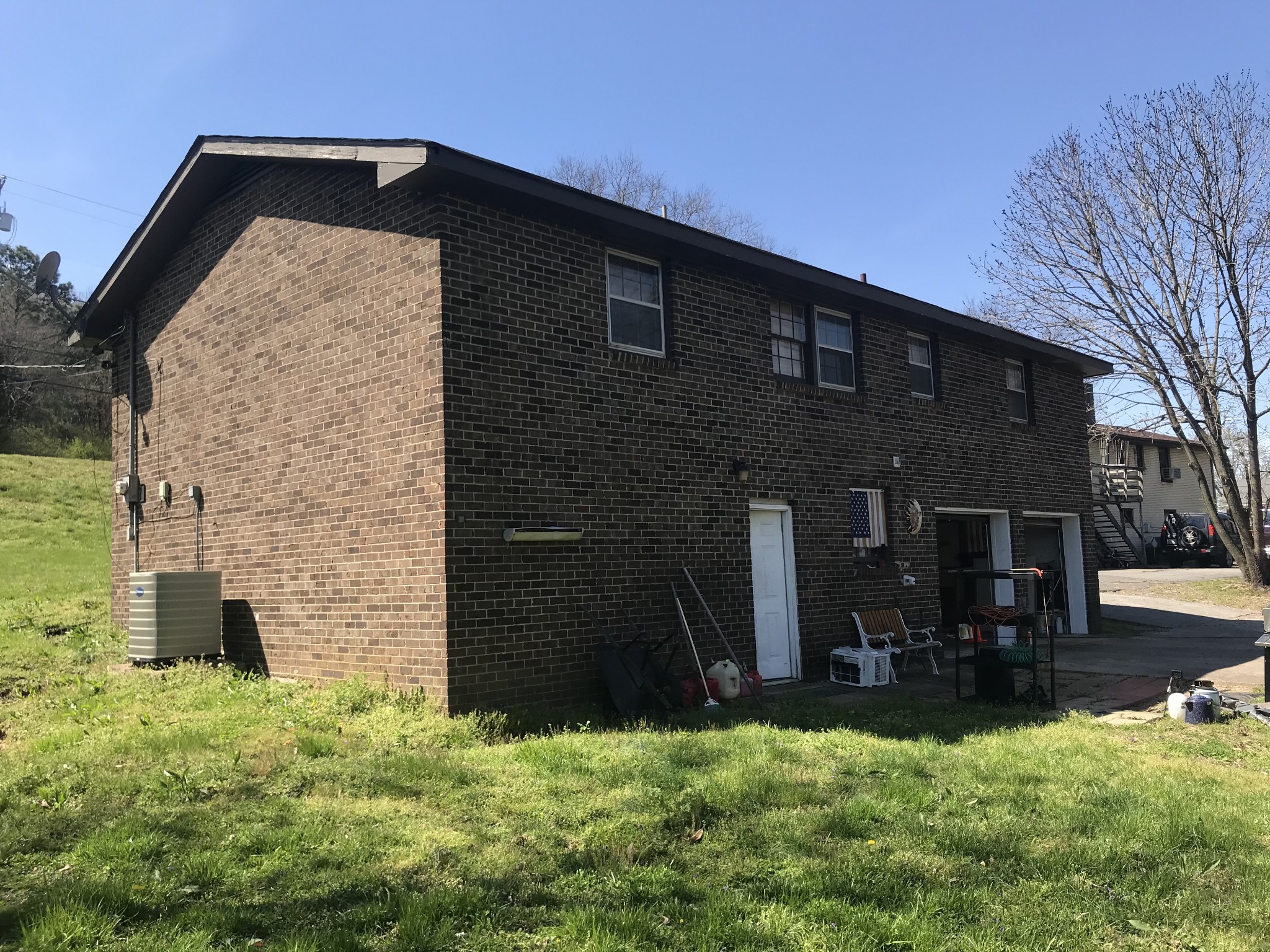 550 Bell Road Antioch, TN 37013 - Photo 2 of 18 Gallery Image 2