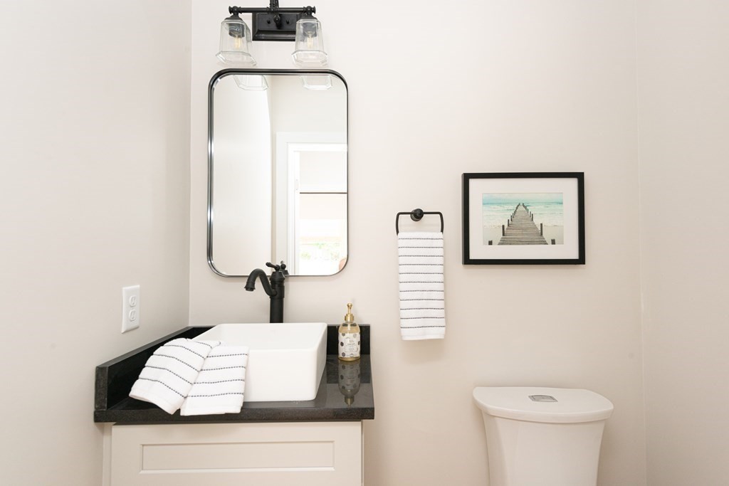 7 Depot Square, Unit 5 Ipswich, MA 01938 - Photo 19 of 40