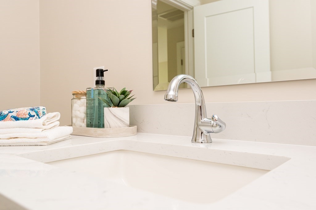 7 Depot Square, Unit 5 Ipswich, MA 01938 - Photo 34 of 40