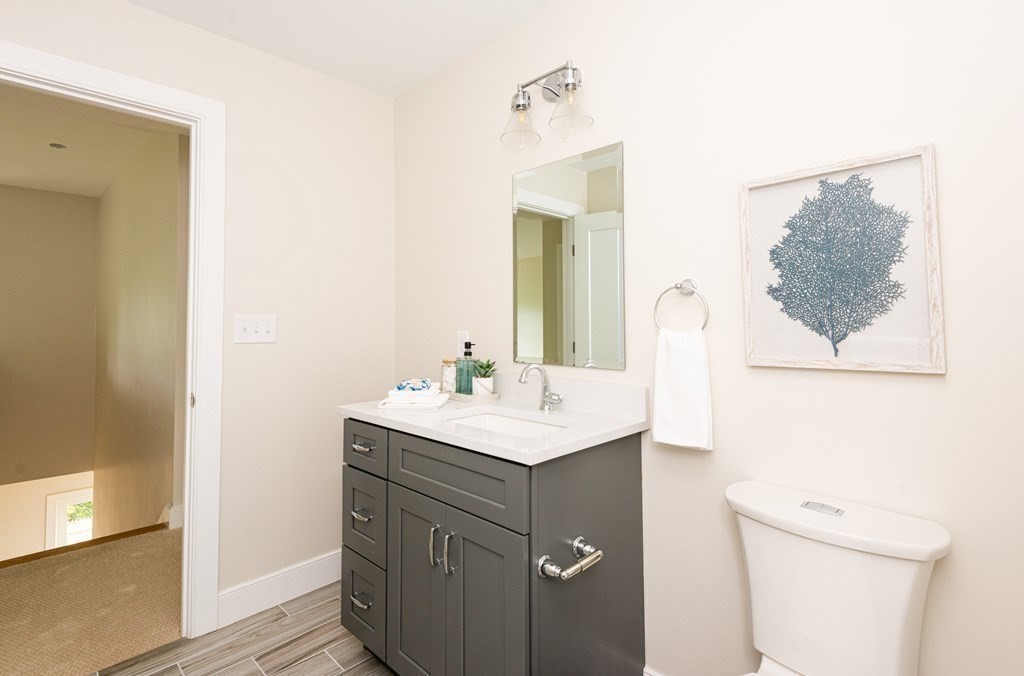 7 Depot Square, Unit 5 Ipswich, MA 01938 - Photo 35 of 40