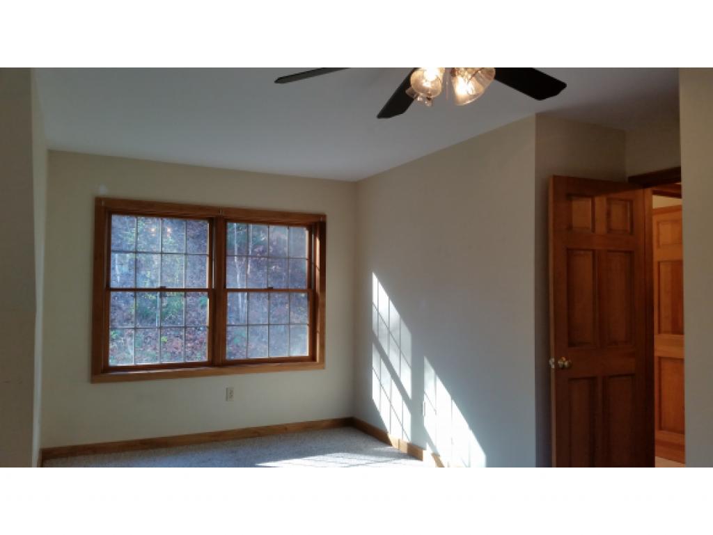 29 Old Goshen Road Newport, NH 03773 - Photo 12 of 17 Gallery Image 12