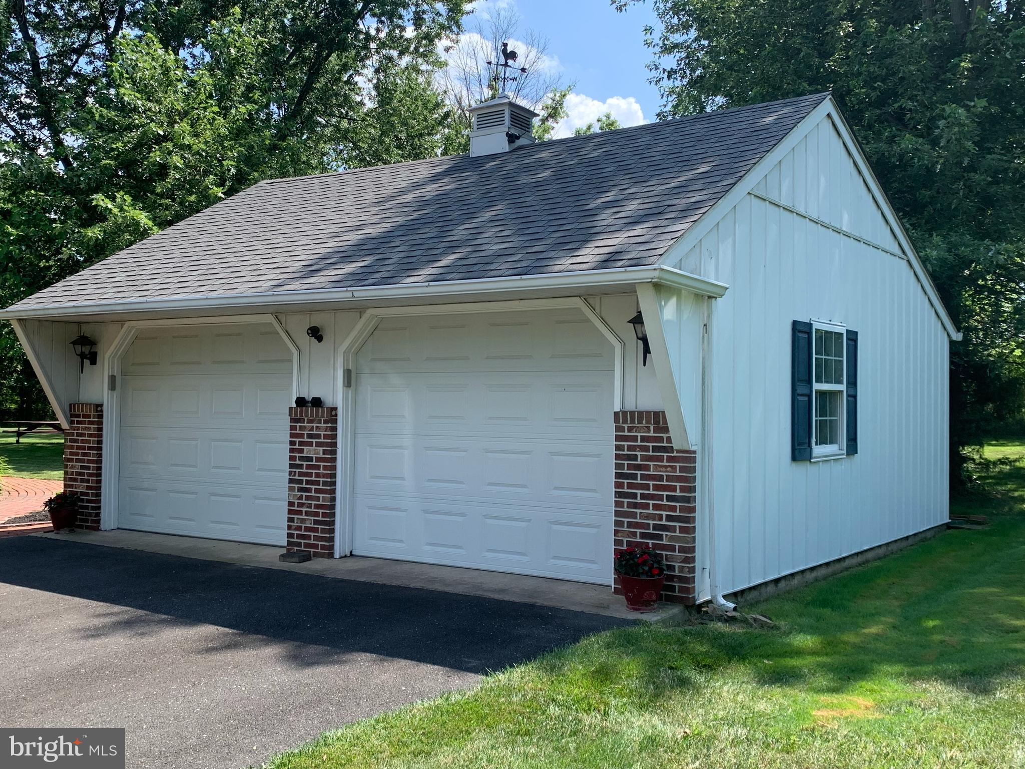 1102 Horsham Road North Wales, PA 19454 - Photo 2 of 40 24 x 24 Detached Garage