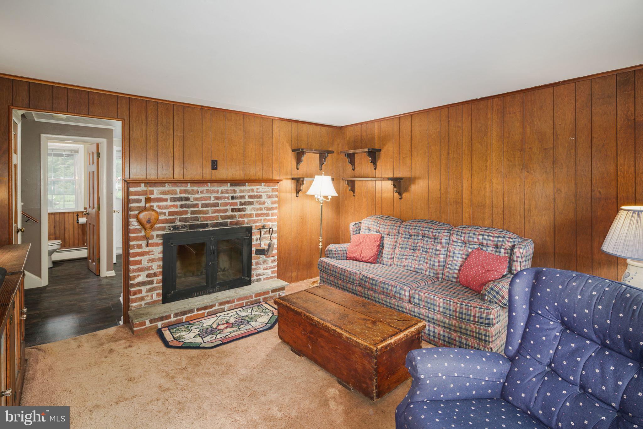 1102 Horsham Road North Wales, PA 19454 - Photo 24 of 40 Family Room