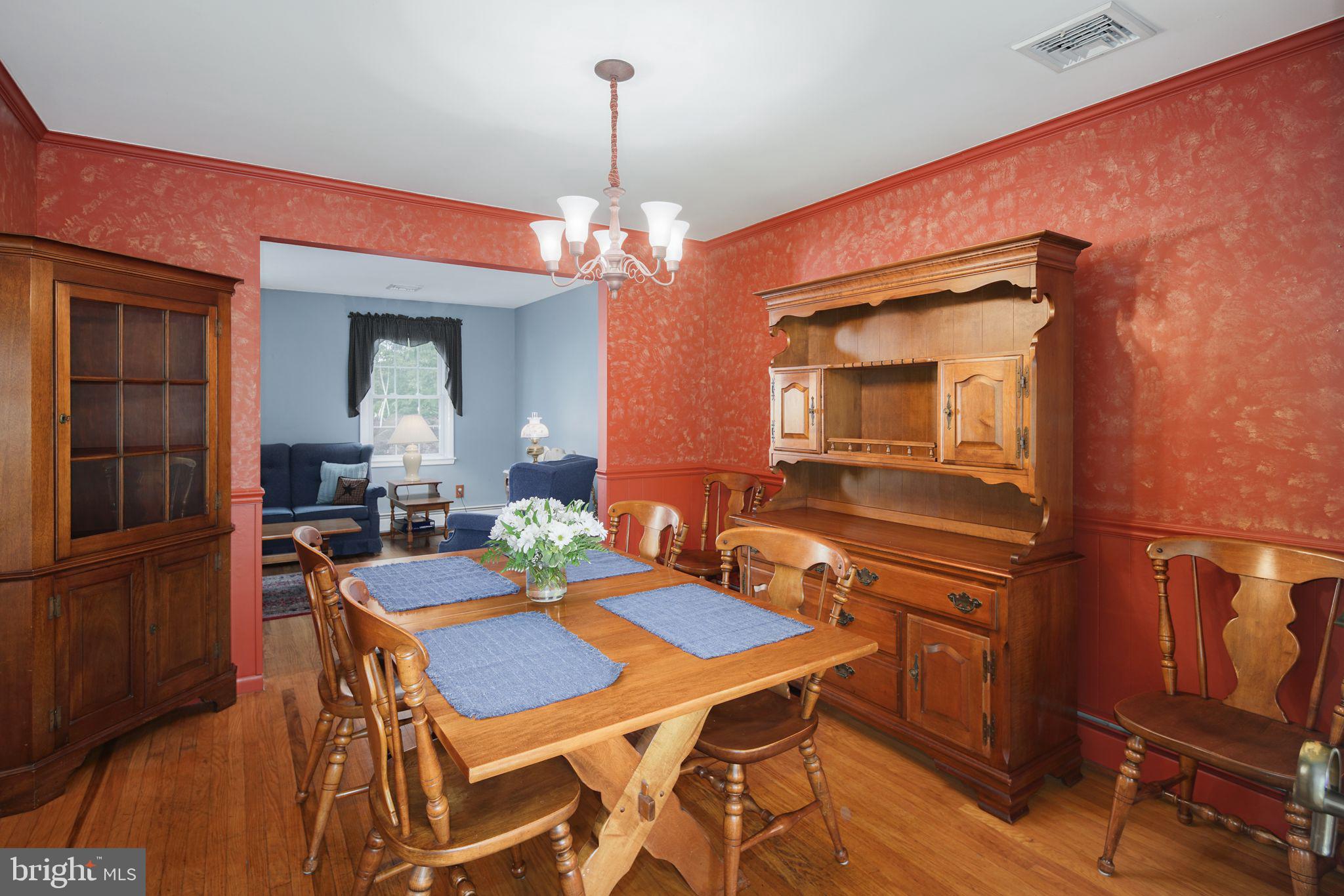 1102 Horsham Road North Wales, PA 19454 - Photo 10 of 40 Dining Rm