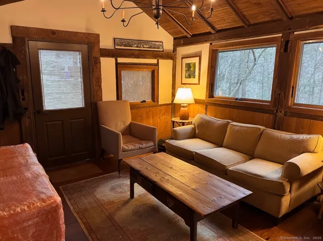 $2,150 | 231 A Romford Road, Washington, CT 06794