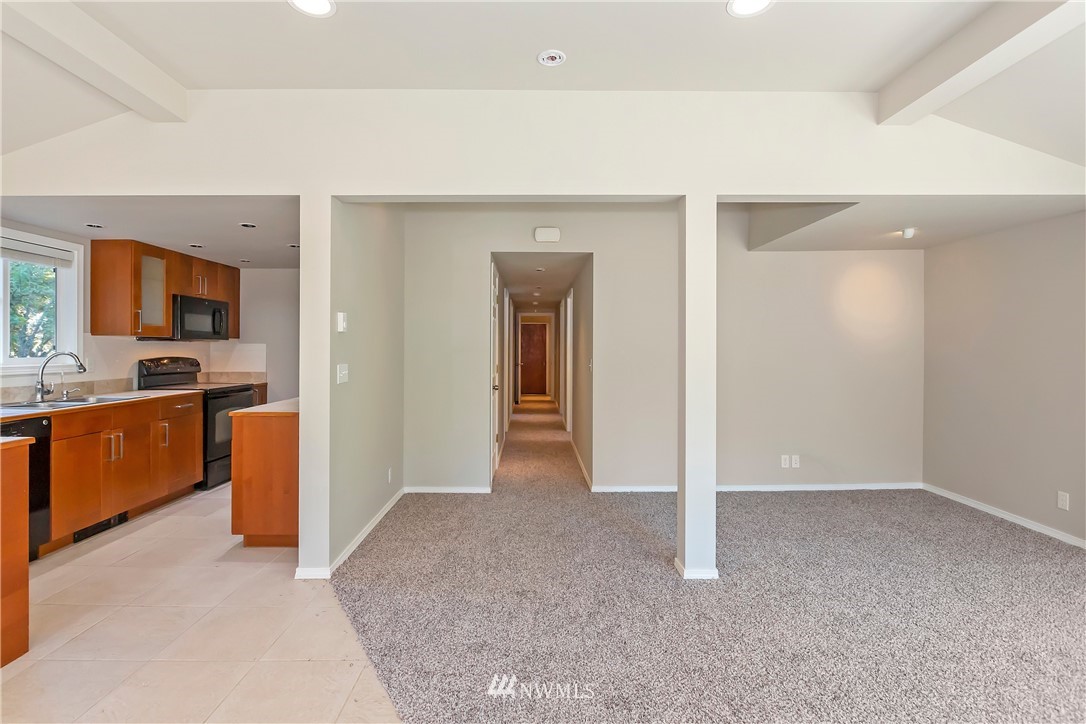 2913 Rocky Point Road Northwest Bremerton, WA 98312 - Photo 3 of 15 Gallery Image 3
