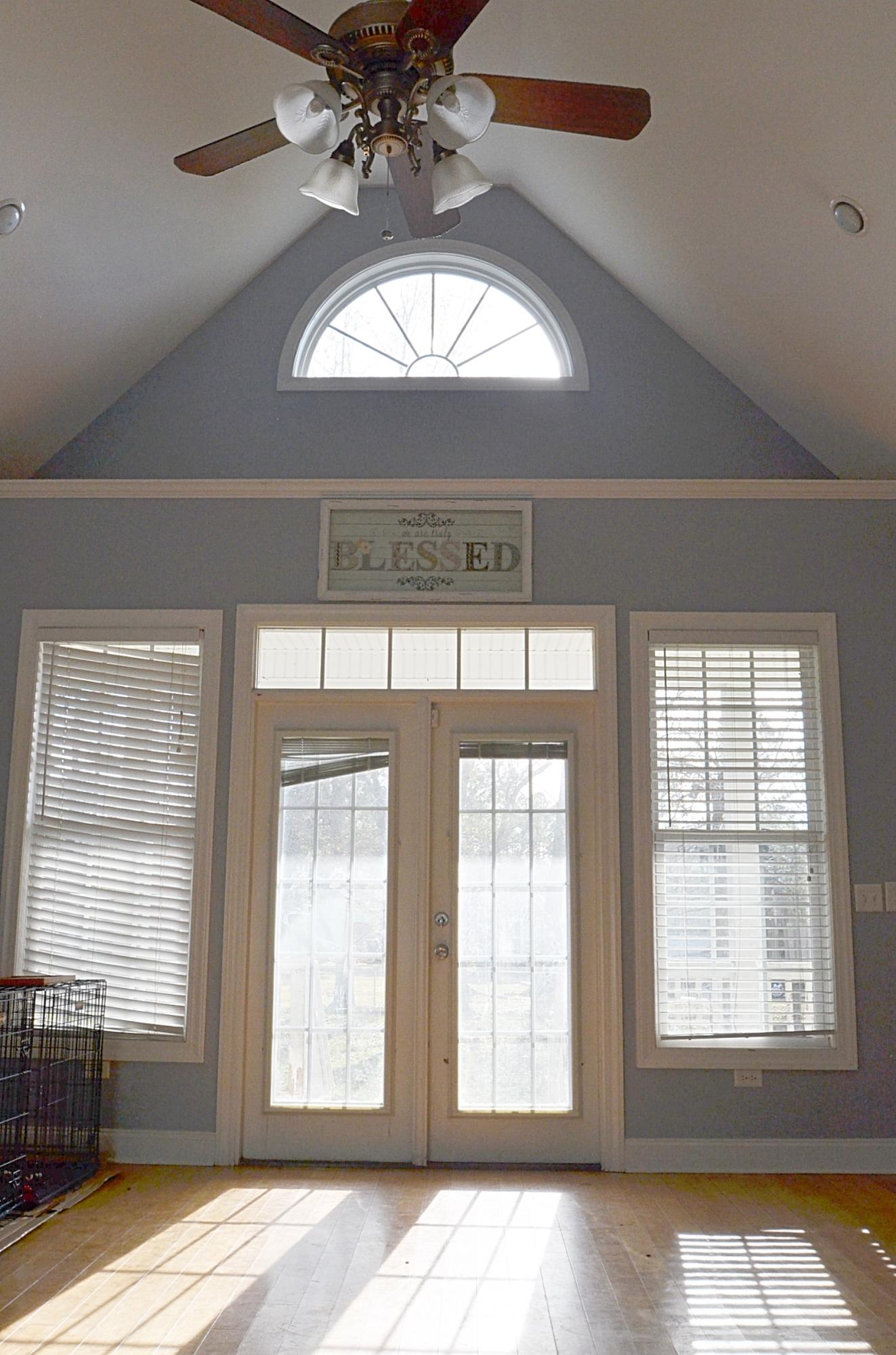 1193 Bethera Road Bonneau, SC 29431 - Photo 12 of 27 LivingRoom3