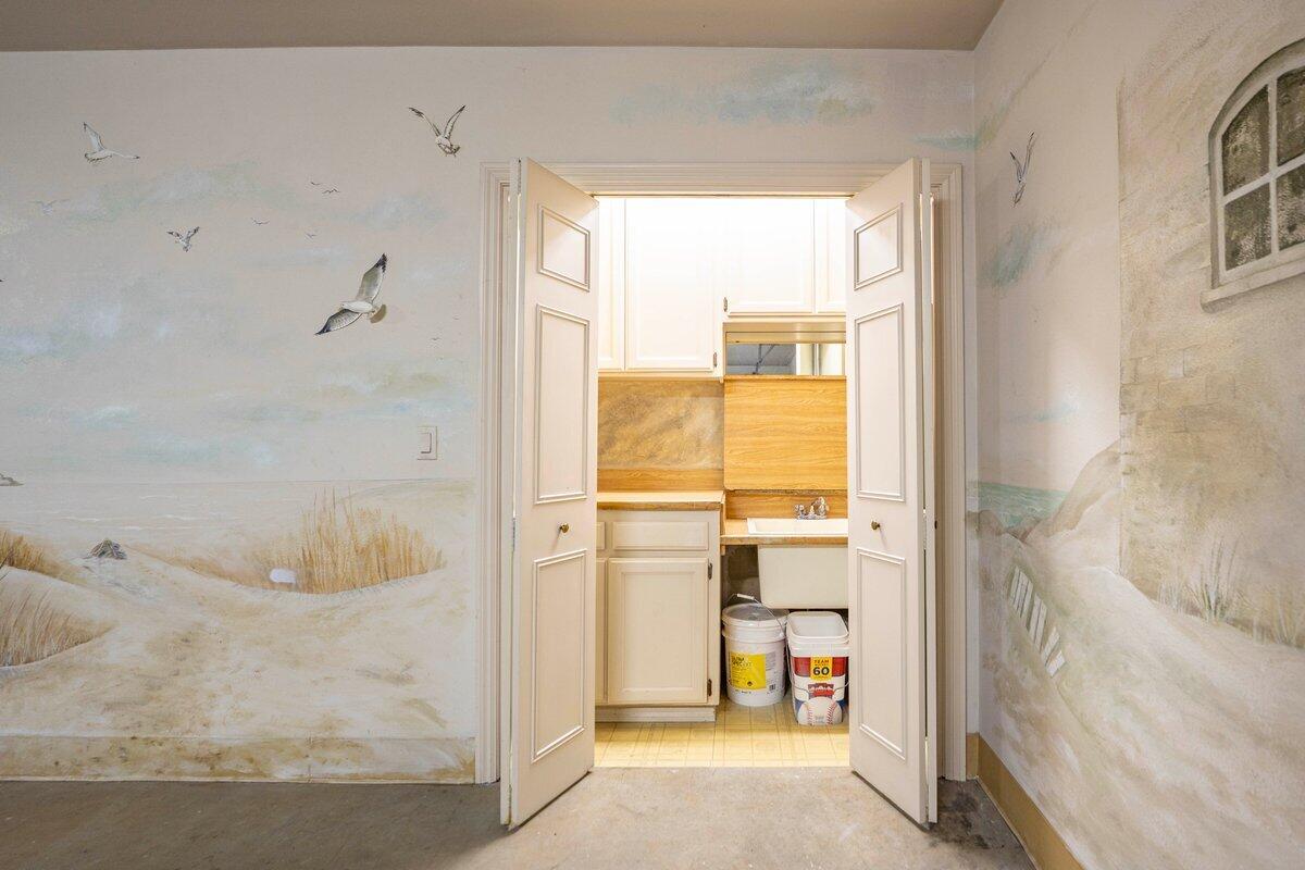 3197 Pinot Path Redding, CA 96001 - Photo 54 of 64 3197 Pinot Path - E-61 - Murals in Garag