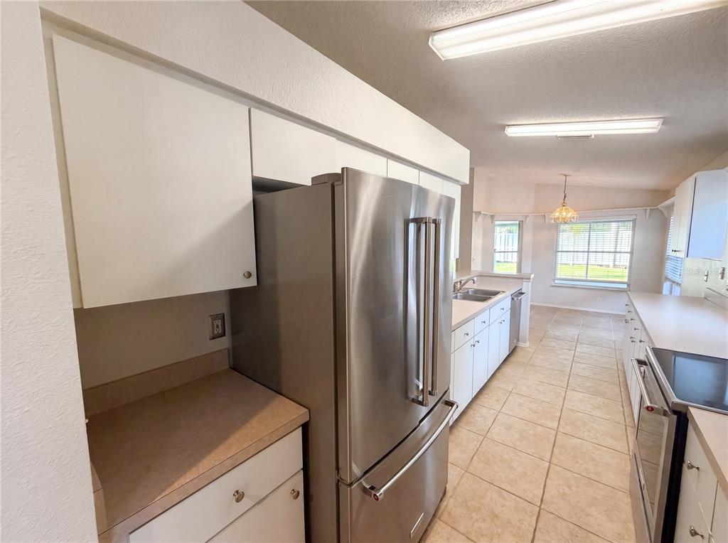 4532 Perdita Lane Lutz, FL 33558 - Photo 8 of 30
